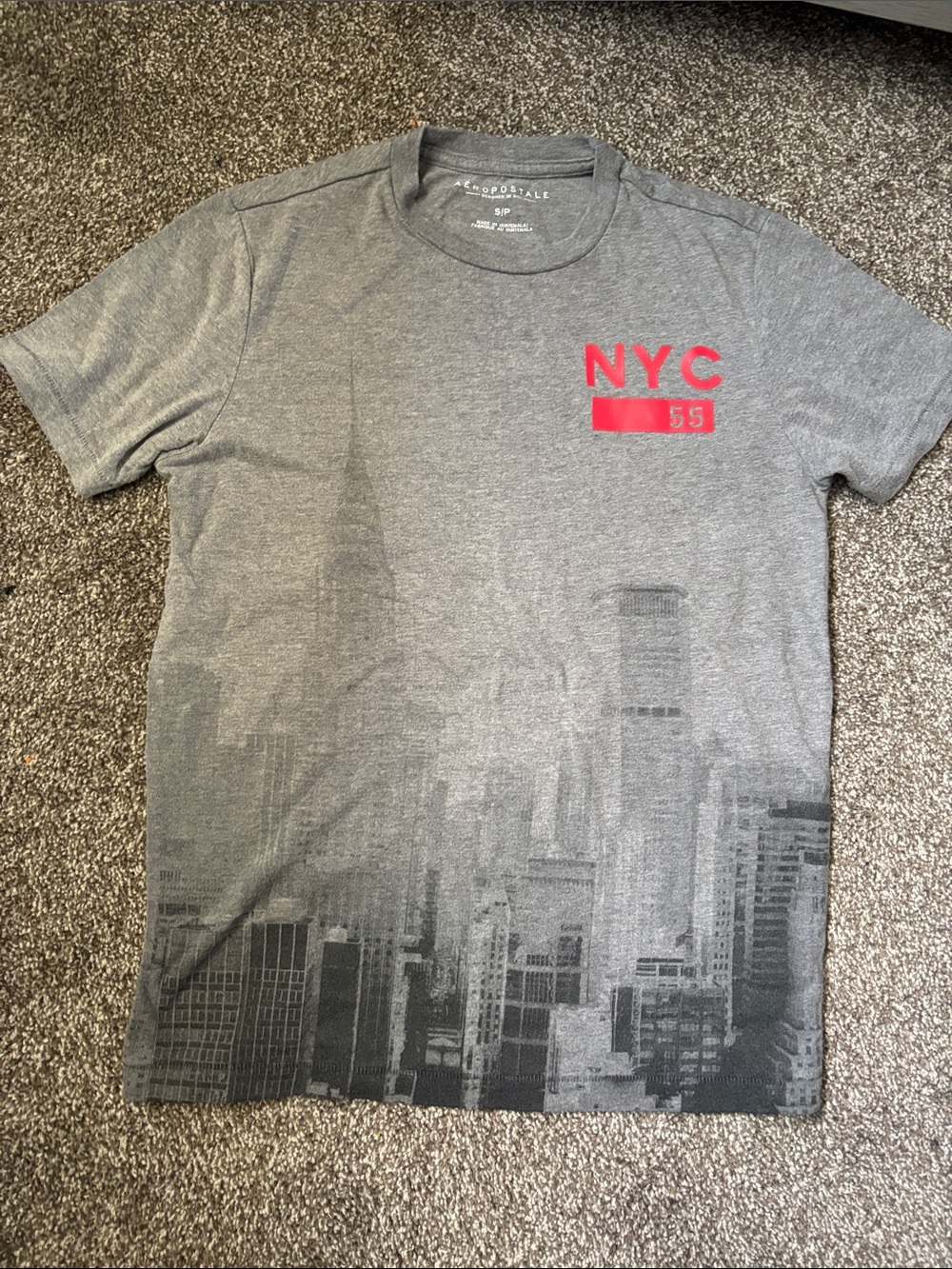 Aeropostale Men's Gray Graphic Tee with Red NYC Accent